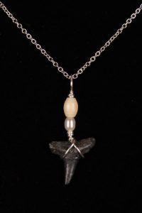 Ocean Sands Jewelry : Necklace - Shark Tooth ST01.4-S18-OES1-P71